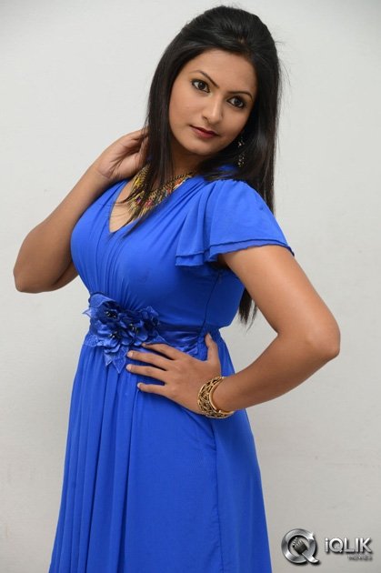 Swetaa-Varma-at-Gang-Of-Gabbar-Singh-Movie-Audio-Launch